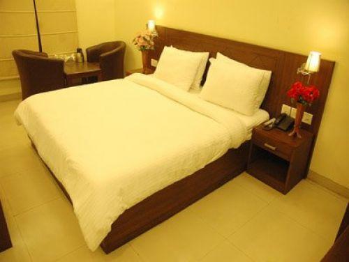 Star International Hotel New Delhi Exterior photo
